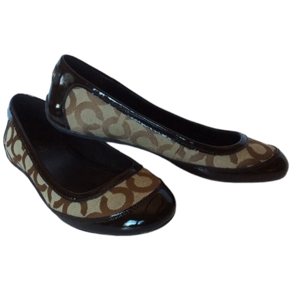 New without box coach flats